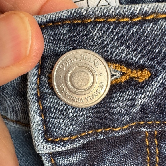 Sofia Jeans Women's Super Hi-Rise Curvy Boot AMAYA Blue Jeans Distressed Size 14 - Picture 4 of 16